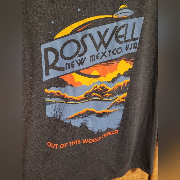 Roswell T Shirt - Picture 2 of 4